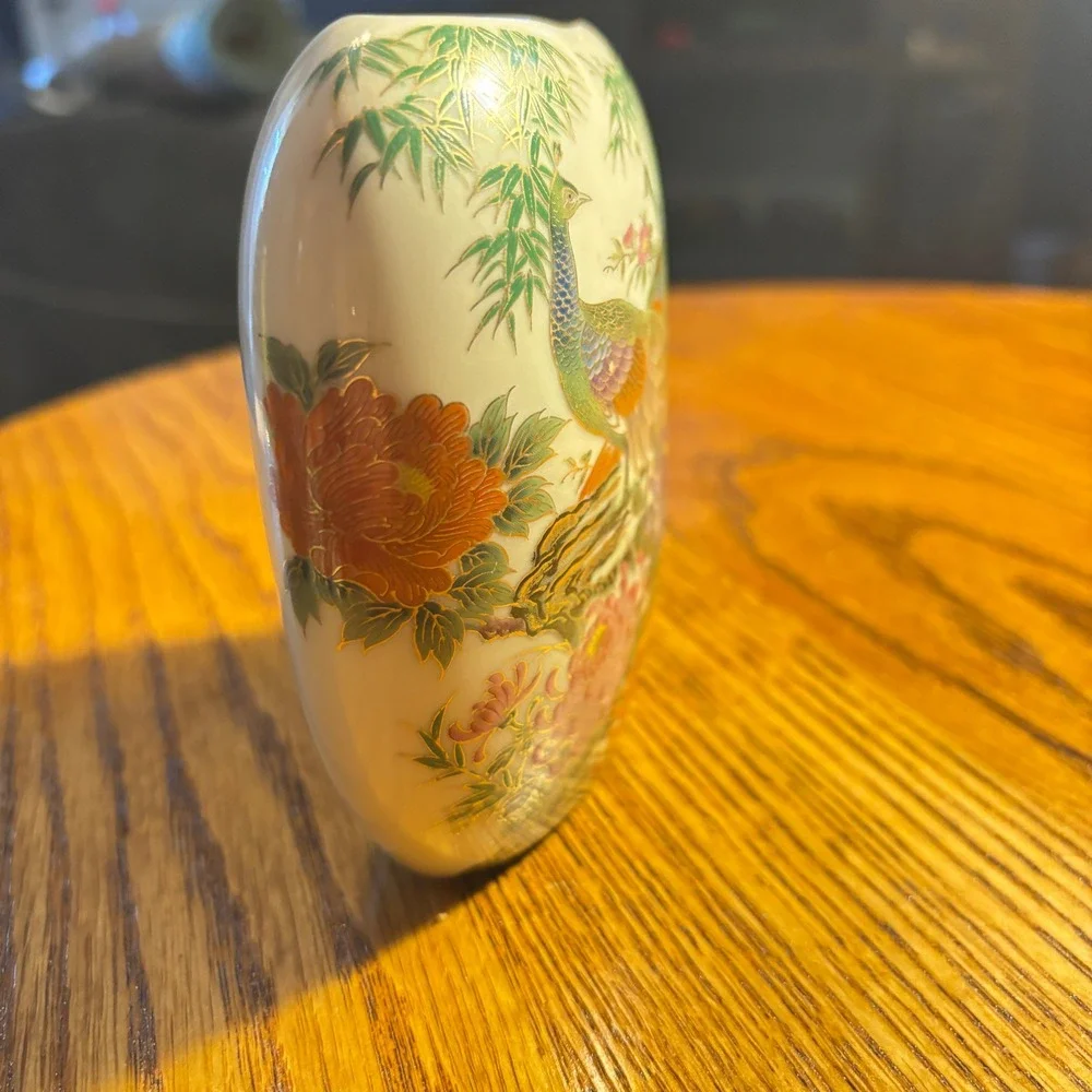 Toyo Japan Green Peacock Ceramic Vase Gold Gilt Floral Porcelain Flattened Ovoid